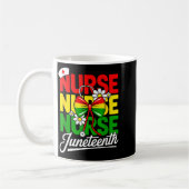 Krankenschwester Juneteenth schwarze Rn Pride Gesu Kaffeetasse (Links)