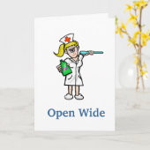 Krankenschwester mit flüssiger Medizin erhalten Karte (Gelbe Blume)