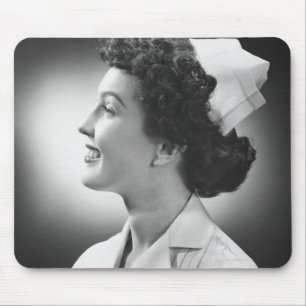 Krankenschwester posierend mousepad
