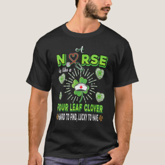 Krankenschwester wie ein vierblättriges Kleeblatt T-Shirt