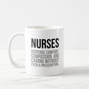 Krankenschwestern führen Komfort zu Kaffeetasse