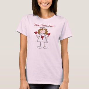 Krankenschwestern haben Herz-T-Shirts und T-Shirt