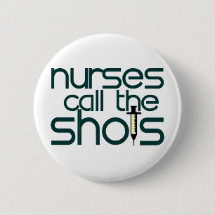 Krankenschwestern nennen die Shots Button
