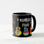 Krankenschwestern rocken die Abschlussfeier Tasse (VorderseiteRechts)
