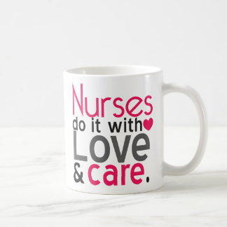 Krankenschwestern tun es mit der Liebe-u. Kaffeetasse