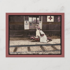 Krankenschwestern und Verwundete am Bahnhof Postkarte