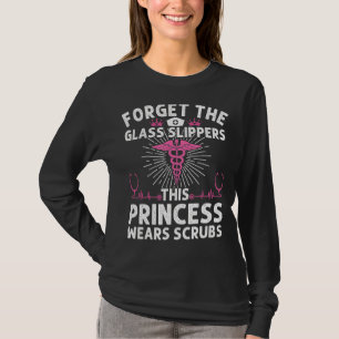 Krankenversicherung für Coole in dieser Prinzessin T-Shirt