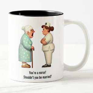 Krankenversicherung mit Feisty Granny Zweifarbige Tasse