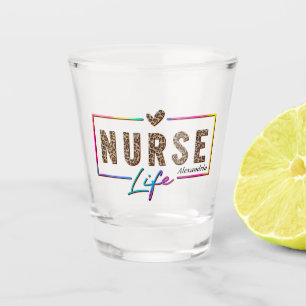Krankenversicherung Schnapsglas