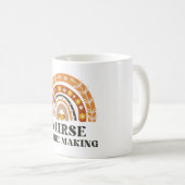 Krankenversorgung im Vintagen Regenbogen Kaffeetasse (VorderseiteRechts)