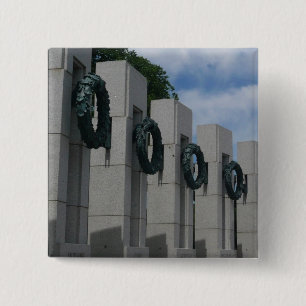 Kränze am World War II Memorial I Button