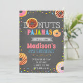 Krapfen- und Pyjama-Party Einladung (Stehend Vorderseite)