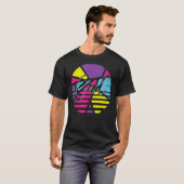 Krasses psychedelisches Design in Liebe der 80er J T-Shirt (Vorne ganz)