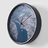 Krater von Manicouagan und der Fluss St. Lawrence Uhr (Winkel)