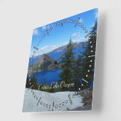 Kratersee Oregon Weltkulturerbe der Unesco Quadratische Wanduhr (Winkel)