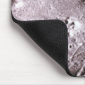Kratzer auf dem Mond Mousepad (Ecke)