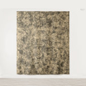 Kratzer auf einem leicht gepunkteten Khaki Wandteppich (Vorderseite)
