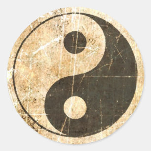 Kratziges und abgenutztes Vintage Yin Yang Runder Aufkleber