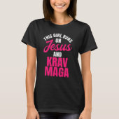 Krav Maga Girl Run On Jesus Mma Self Defense Conta T-Shirt (Vorderseite)