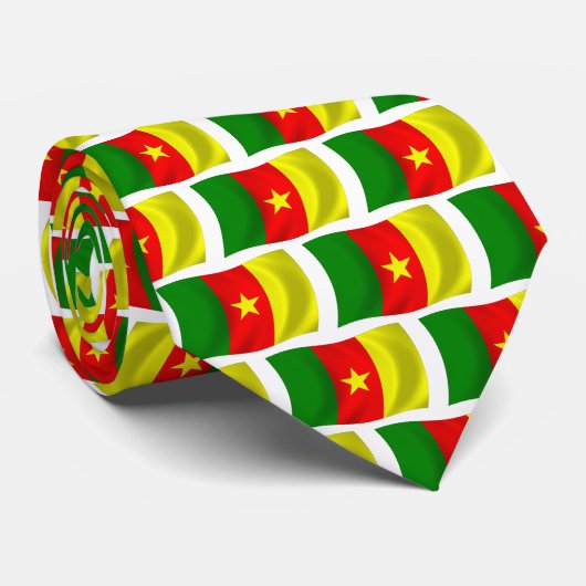 Krawatte der Kameruner Flagge (Gerollt)
