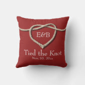 Krawatte des Knot Red Wedding Pillow Kissen (Rückseite)