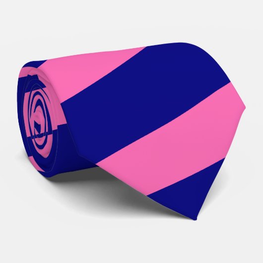 Krawatte (dick Streifen), rosa und gewellt (Gerollt)
