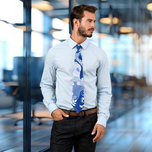 Krawatte für künstlerisches Blau- und Weißblechdes