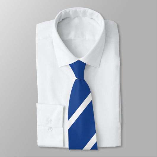 Krawatte für mittelblaue und weiße Streifen (Gebunden)