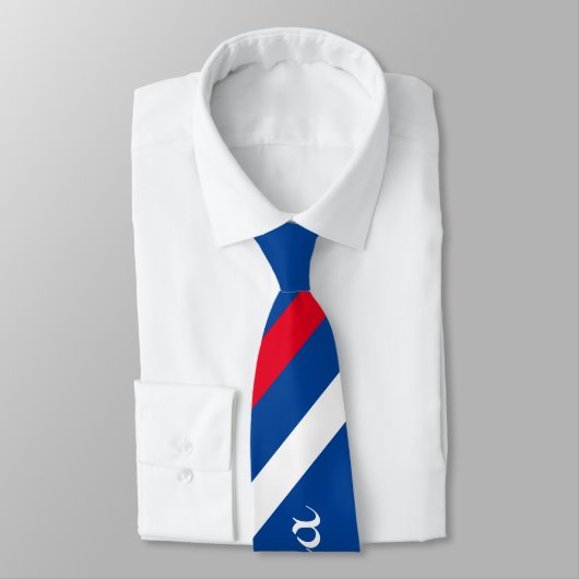 Krawatte im Stil serbischer Staatssymbole (Gebunden)