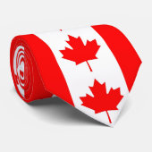Krawatte mit der Flagge Kanadas (Gerollt)