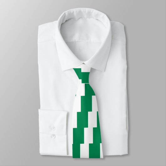 Krawatte mit der Flagge Nigerias (Gebunden)