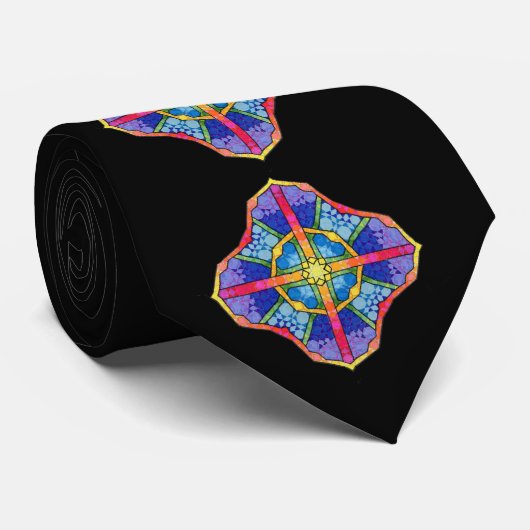 Krawatte mit Kreuzen (Gerollt)