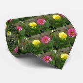 Krawatte Rosa und Gelb (Gerollt)