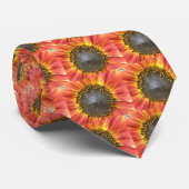 Krawatte Rot und Gelb (Gerollt)