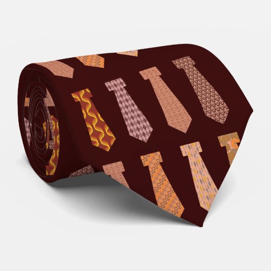 Krawatten auf einer Krawatte (Gerollt)