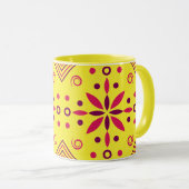 Kreativ gestaltete moderne Tasse (VorderseiteRechts)