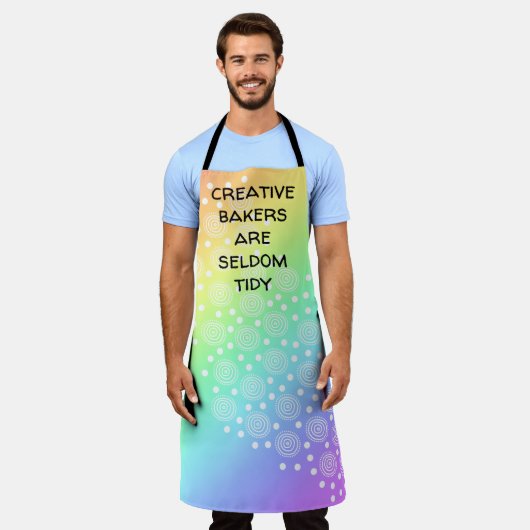 Kreative Bäcker sind selten Tidy Rainbow Gradient Schürze (Getragen)
