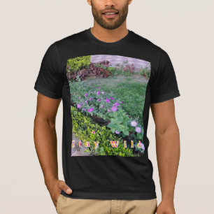 Kreative Gartenkunst – Von der Natur inspirierte B T-Shirt