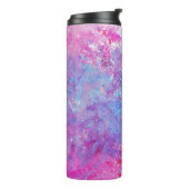 Kreative pink-blaue Textur, Farbflecken. Thermosbecher (Nach links gedreht)