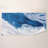 Kreativer abstrakter handgemalter Hintergrund, Wal Badehandtuch (Badehandtuch)