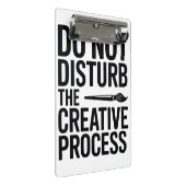 Kreativer Prozess Typografie Design Mini Klemmbrett (Schrägansicht)
