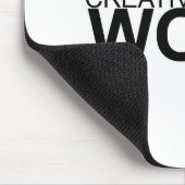 Kreativer Verstand bei der Arbeit Mousepad (Ecke)