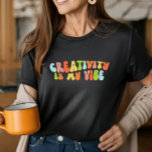 Kreativität ist mein Wesen, Groovy Creative Artist T-Shirt<br><div class="desc">Groovy "Kreativität ist mein T - Shirt". Es ist ein fantastisches Geschenk für die kreative Person in Ihrem Leben.</div>