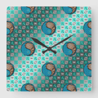 Krebs & Erdhund Quadratische Wanduhr