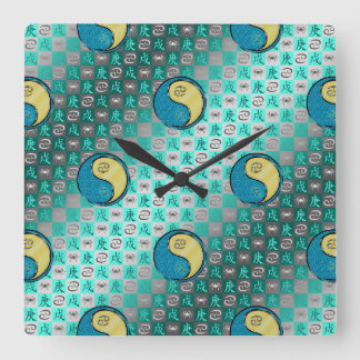 Krebs & Metallhund Quadratische Wanduhr