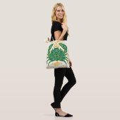 Krebs Sternzeichen auf einer Tasche (Am Model)