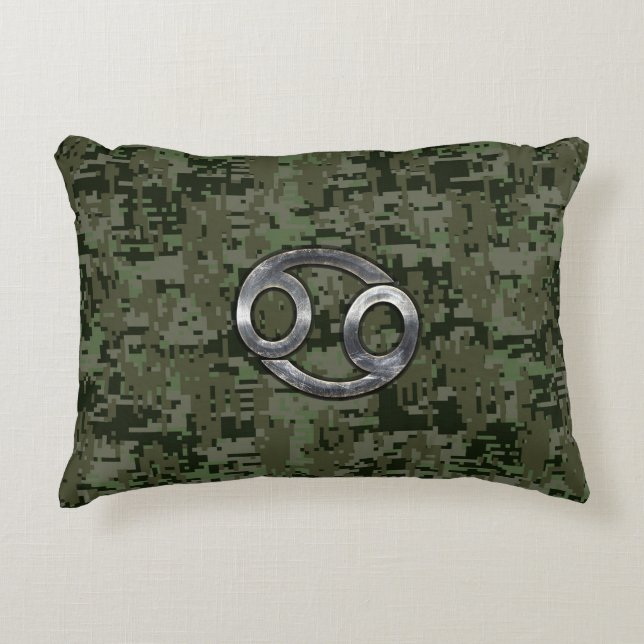 Krebs-Zodiac-Zeichen auf Olive Green Digital-Camou Dekokissen (Vorderseite)