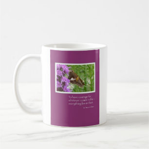 Krebsbehandlungen unterstützen Schmetterling Kaffeetasse