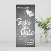 Kreidetafel-Typografie-Hochzeitsankündigung (Stehend Vorderseite)