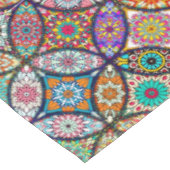 Kreis-Kunstmuster des BlumenMandalases kreatives Tischdecke (Schrägansicht)